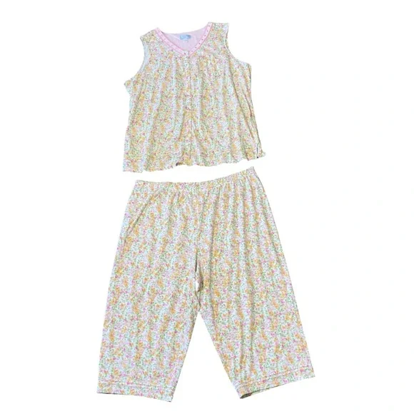 VINTAGE CELESTIAL DREAMS Floral Pajama Set - Picture 2 of 7